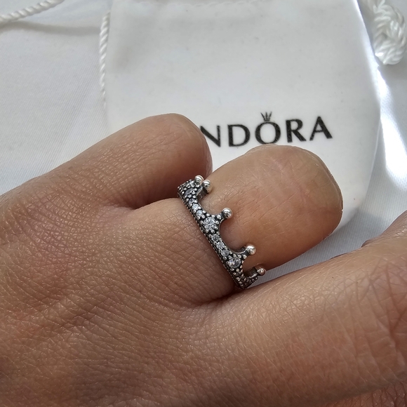 Ring - Picture 3 of 4